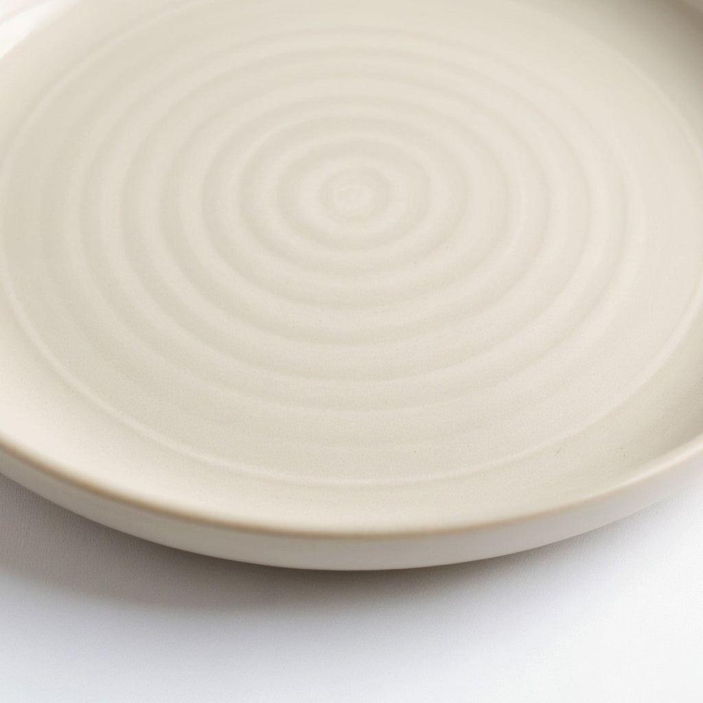 Danmero Mist Bread Plate — macro close-up of raised rim and glaze pooling